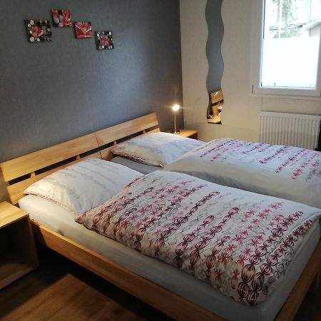 Offenheim Ferienwohnungen Haus Sauer מראה חיצוני תמונה